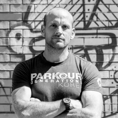 Parkour Pioneer Dan Edwardes Bring the Physicality and Spirit of Parkour to School Classrooms | Education Vanguard #77